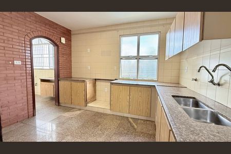 Apartamento à venda com 179m², 4 quartos e 2 vagas