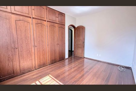 Apartamento à venda com 179m², 4 quartos e 2 vagas