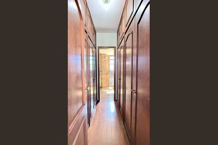 Apartamento à venda com 179m², 4 quartos e 2 vagas