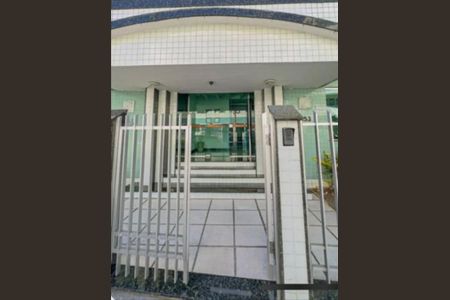 Apartamento para alugar com 80m², 2 quartos e 1 vagaFachada
