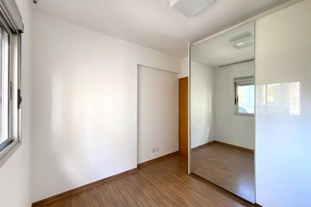 Apartamento para alugar com 83m², 2 quartos e 2 vagas Apartamento para alugar com 83m², 2 quartos e 2 vagasQuarto 2