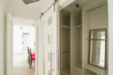 Apartamento à venda com 62m², 2 quartos e 1 vagaCorredor