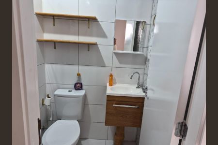 Apartamento para alugar com 40m², 2 quartos e 1 vaga Apartamento para alugar com 40m², 2 quartos e 1 vagaBanheiro