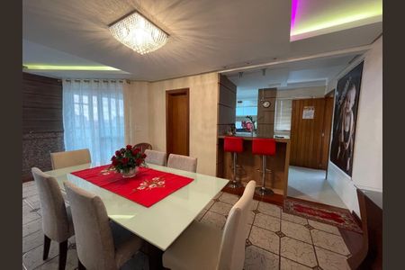 Apartamento à venda com 194m², 3 quartos e 1 vaga