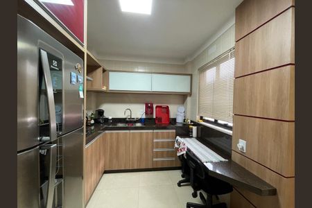 Apartamento à venda com 194m², 3 quartos e 1 vaga
