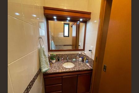 Apartamento à venda com 194m², 3 quartos e 1 vaga