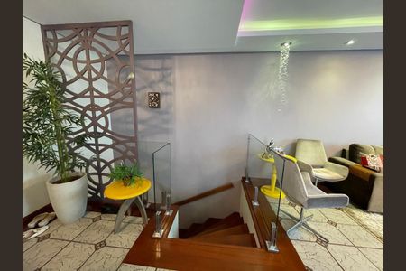 Apartamento à venda com 194m², 3 quartos e 1 vaga