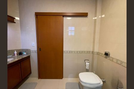 Apartamento à venda com 194m², 3 quartos e 1 vaga