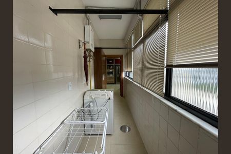Apartamento à venda com 194m², 3 quartos e 1 vaga