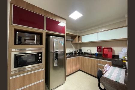 Apartamento à venda com 194m², 3 quartos e 1 vaga