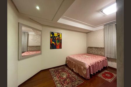 Apartamento à venda com 194m², 3 quartos e 1 vaga