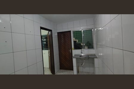 Casa para alugar com 25m², 1 quarto e sem vaga Casa para alugar com 25m², 1 quarto e sem vagaSala/Cozinha