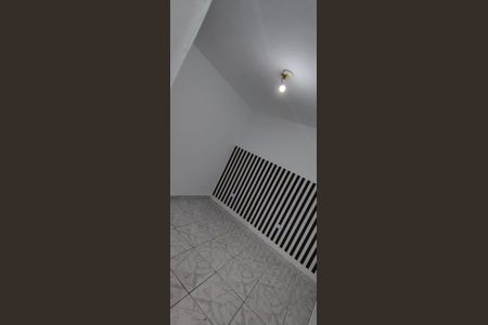 Casa para alugar com 25m², 1 quarto e sem vaga Casa para alugar com 25m², 1 quarto e sem vagaQuarto