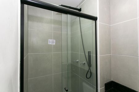 Apartamento à venda com 43m², 2 quartos e 1 vaga Apartamento à venda com 43m², 2 quartos e 1 vagaBanheiro Social