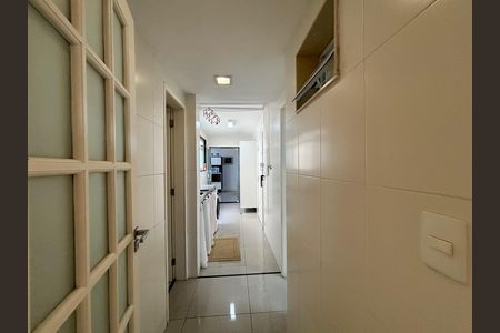 Apartamento à venda com 222m², 4 quartos e 1 vaga Apartamento à venda com 222m², 4 quartos e 1 vagaÁrea de serviço
