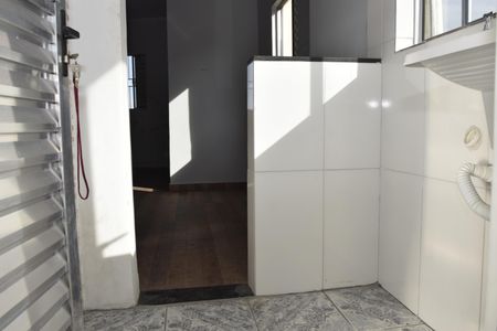 Casa para alugar com 55m², 2 quartos e sem vagaLavanderia