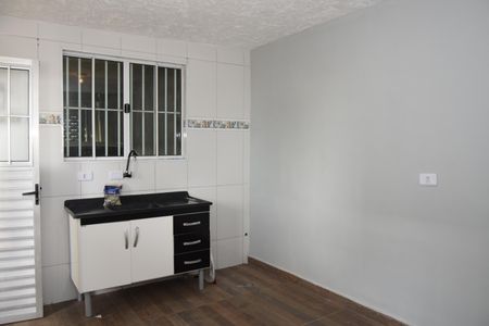 Cozinha de casa para alugar com 2 quartos, 55m² em Jardim Macedonia, Embu das Artes