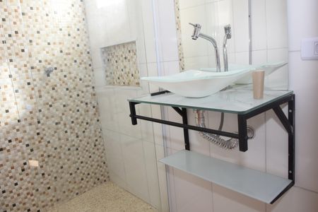 Casa para alugar com 55m², 2 quartos e sem vagaBanheiro da Suíte