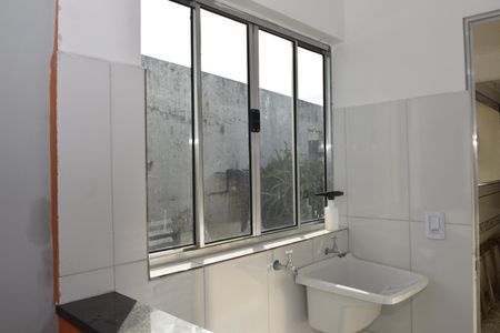 Casa para alugar com 55m², 2 quartos e sem vagaLavanderia
