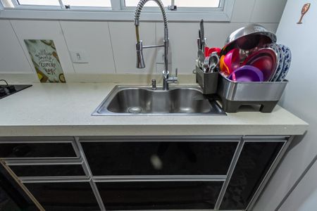 Apartamento à venda com 98m², 3 quartos e 2 vagas Apartamento à venda com 98m², 3 quartos e 2 vagasCozinha