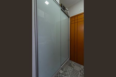 Apartamento à venda com 98m², 3 quartos e 2 vagas Apartamento à venda com 98m², 3 quartos e 2 vagasÁrea de Serviço