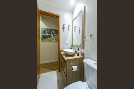 Apartamento à venda com 98m², 3 quartos e 2 vagas Apartamento à venda com 98m², 3 quartos e 2 vagasBanheiro Social