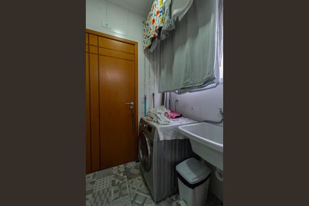 Apartamento à venda com 98m², 3 quartos e 2 vagas Apartamento à venda com 98m², 3 quartos e 2 vagasÁrea de Serviço
