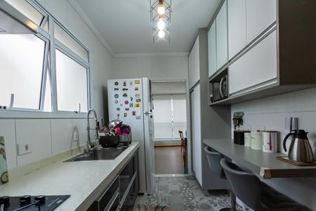 Apartamento à venda com 98m², 3 quartos e 2 vagas Apartamento à venda com 98m², 3 quartos e 2 vagasCozinha