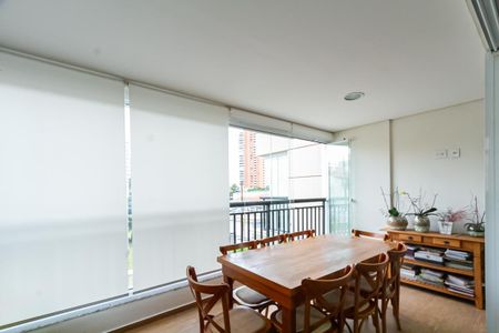 Apartamento à venda com 98m², 3 quartos e 2 vagas Apartamento à venda com 98m², 3 quartos e 2 vagasVaranda Gourmet
