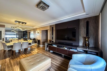Apartamento para alugar com 150m², 3 quartos e 1 vagaSala