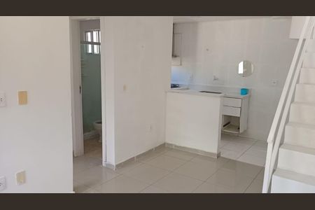 Apartamento para alugar com 70m², 2 quartos e sem vagaSala/Cozinha