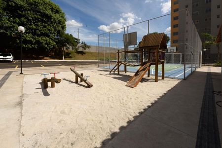 Apartamento para alugar com 45m², 2 quartos e 1 vagaÁrea comum - Playground