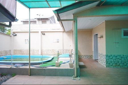 Casa à venda com 140m², 3 quartos e 2 vagasvista doaSuíte