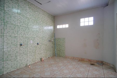 Casa à venda com 140m², 3 quartos e 2 vagascozinha