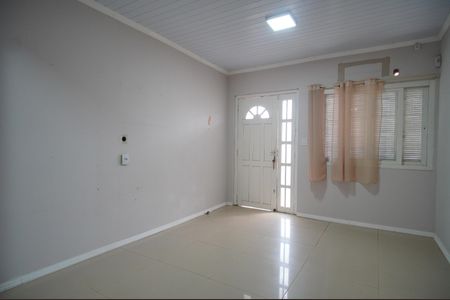Casa à venda com 140m², 3 quartos e 2 vagasSala
