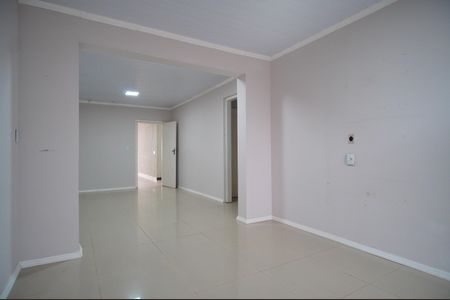 Casa à venda com 140m², 3 quartos e 2 vagasSala