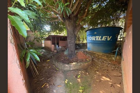 Casa de condomínio à venda com 200m², 4 quartos e 5 vagas