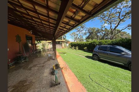 Casa de condomínio à venda com 200m², 4 quartos e 5 vagas