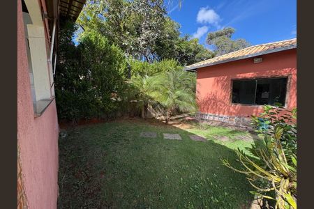 Casa de condomínio à venda com 200m², 4 quartos e 5 vagas