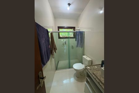 Casa de condomínio à venda com 200m², 4 quartos e 5 vagas