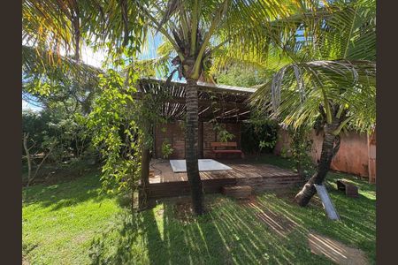 Casa de condomínio à venda com 200m², 4 quartos e 5 vagas