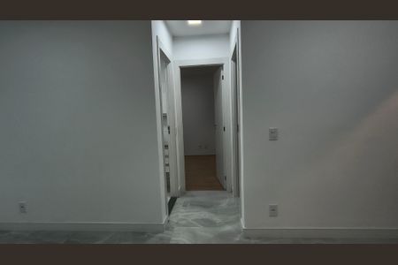 Sala de apartamento para alugar com 2 quartos, 49m² em Recreio dos Bandeirantes, Rio de Janeiro