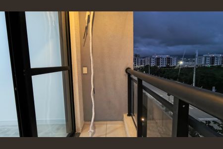 Varanda  de apartamento para alugar com 2 quartos, 49m² em Recreio dos Bandeirantes, Rio de Janeiro