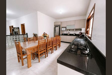 Casa à venda com 3 quartos, 136m² em Residencial Santa Giovana, Jundiaí