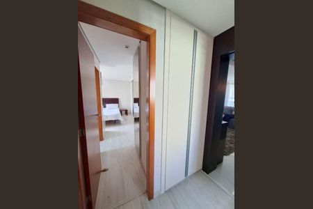 Apartamento à venda com 120m², 4 quartos e 3 vagas
