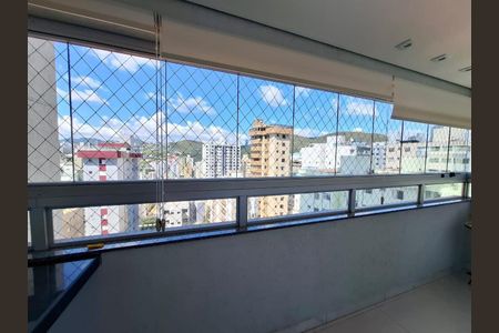 Apartamento à venda com 120m², 4 quartos e 3 vagas