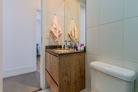 Apartamento para alugar com 70m², 3 quartos e 2 vagas Apartamento para alugar com 70m², 3 quartos e 2 vagasBanheiro social