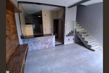Casa à venda com 47m², 2 quartos e 1 vaga