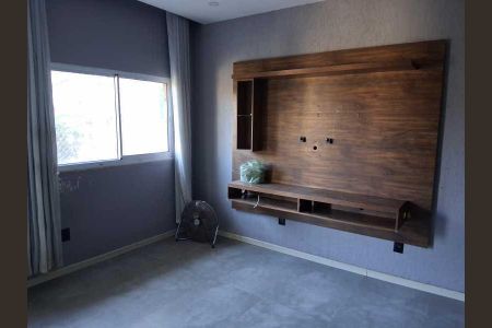 Casa à venda com 47m², 2 quartos e 1 vaga