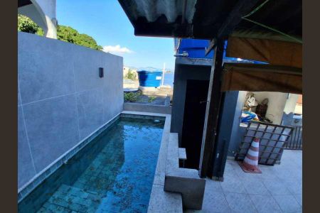Casa à venda com 47m², 2 quartos e 1 vaga
